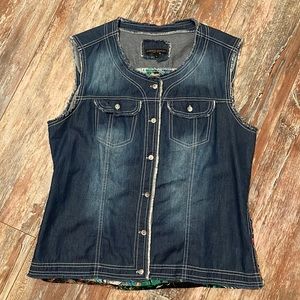 Jean sleeveless top